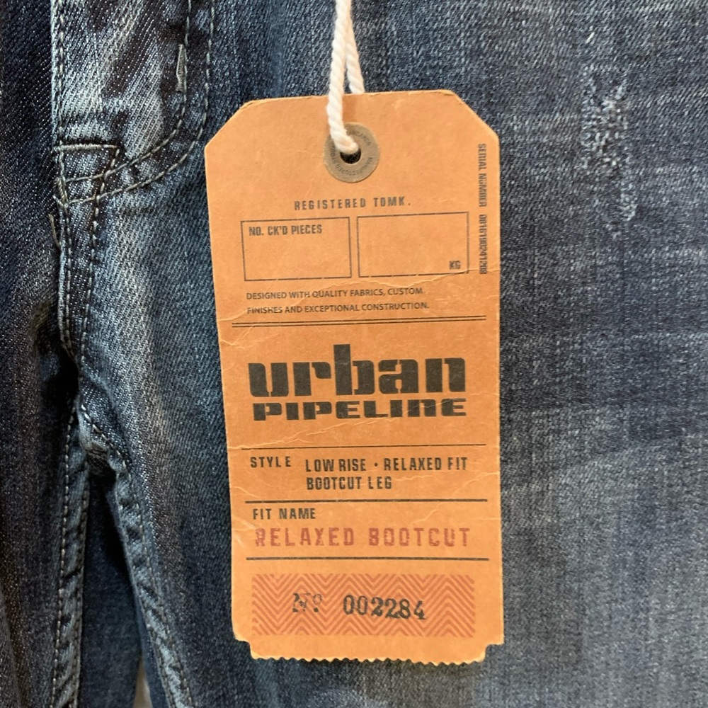 Urban Pipeline Relaxed Bootcut Dark Wash Distressed Denim Jeans Size 32/32 - Picture 4 of 12